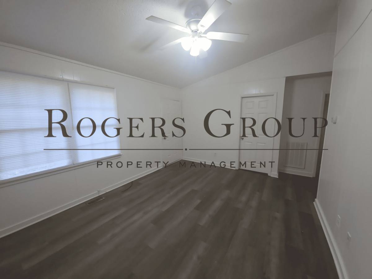 Apartment for rent at 240-242 Crozier St, Henderson, NC 27536