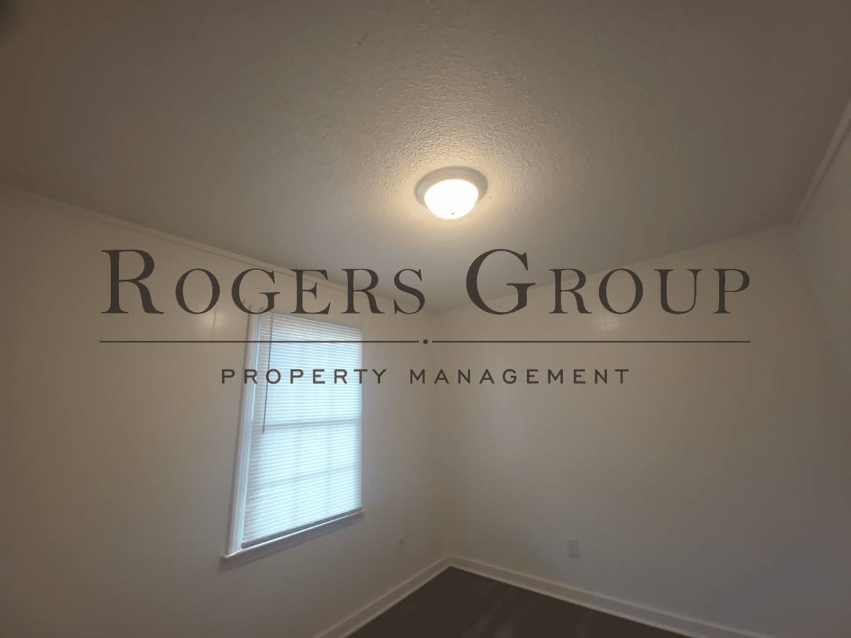 Apartment for rent at 240-242 Crozier St, Henderson, NC 27536