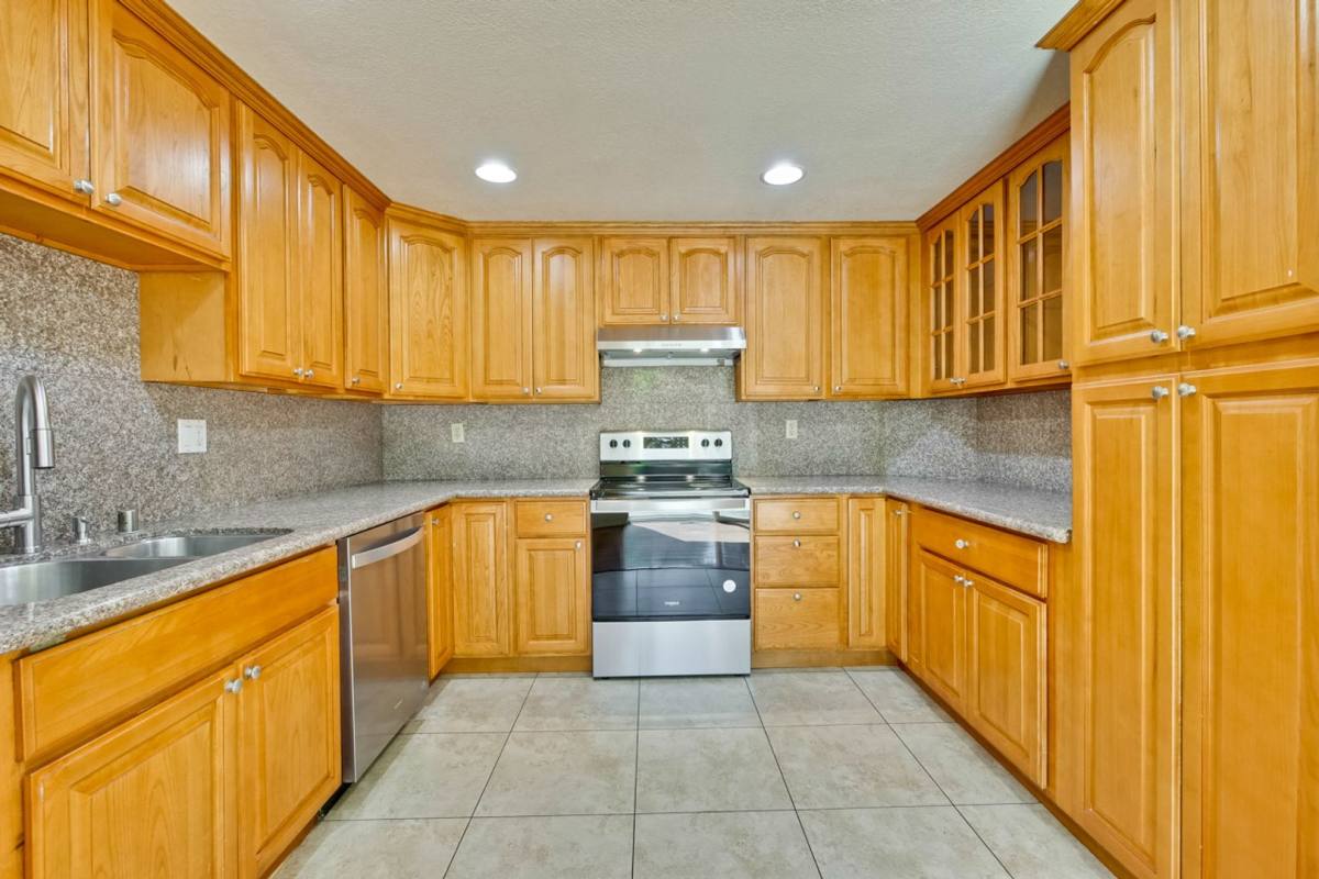 House for rent at 294 Moretti Lane, Milpitas, CA 95035