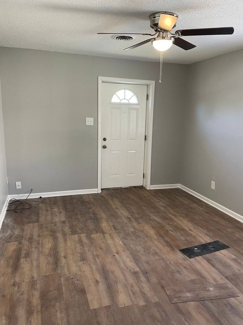 House for rent at 1011 A Tuscaloosa St, Greensboro, NC 27406