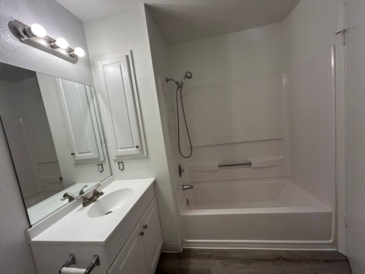 Apartment for rent at 9745 Old Placerville Rd, Sacramento, CA 95827