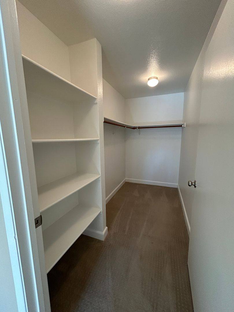 Apartment for rent at 9745 Old Placerville Rd, Sacramento, CA 95827