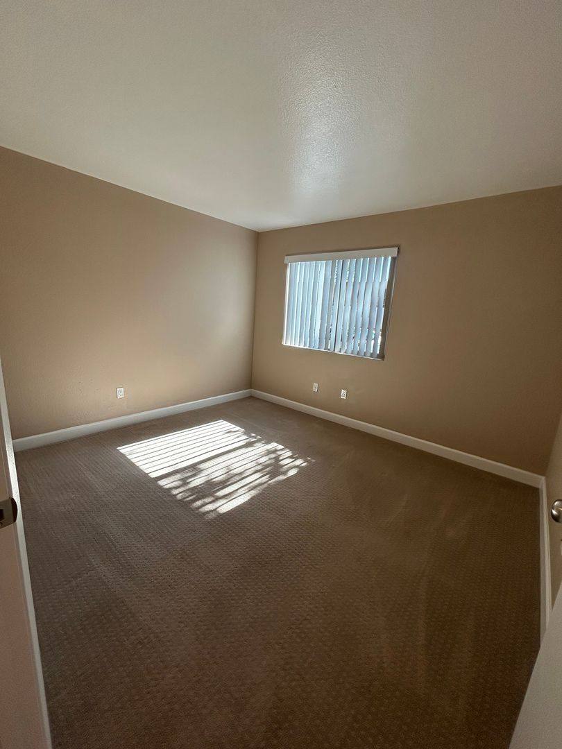 Apartment for rent at 9745 Old Placerville Rd, Sacramento, CA 95827