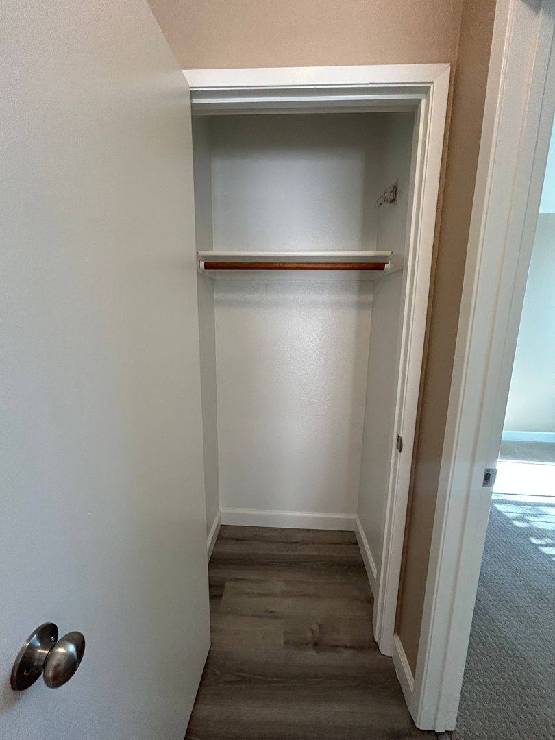 Apartment for rent at 9745 Old Placerville Rd, Sacramento, CA 95827
