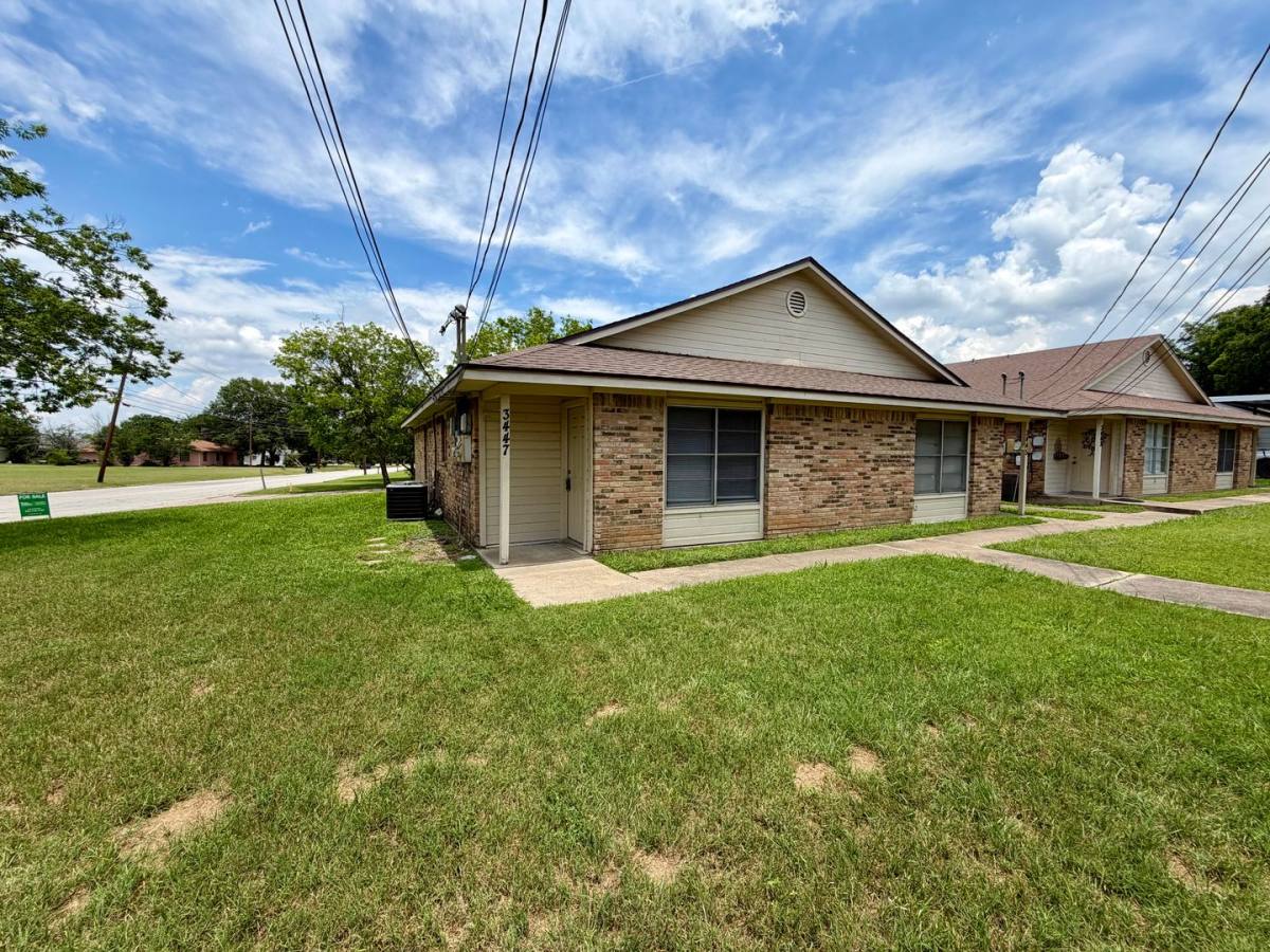 House for rent at 3447 Pewitt Dr, Waco, TX 76706