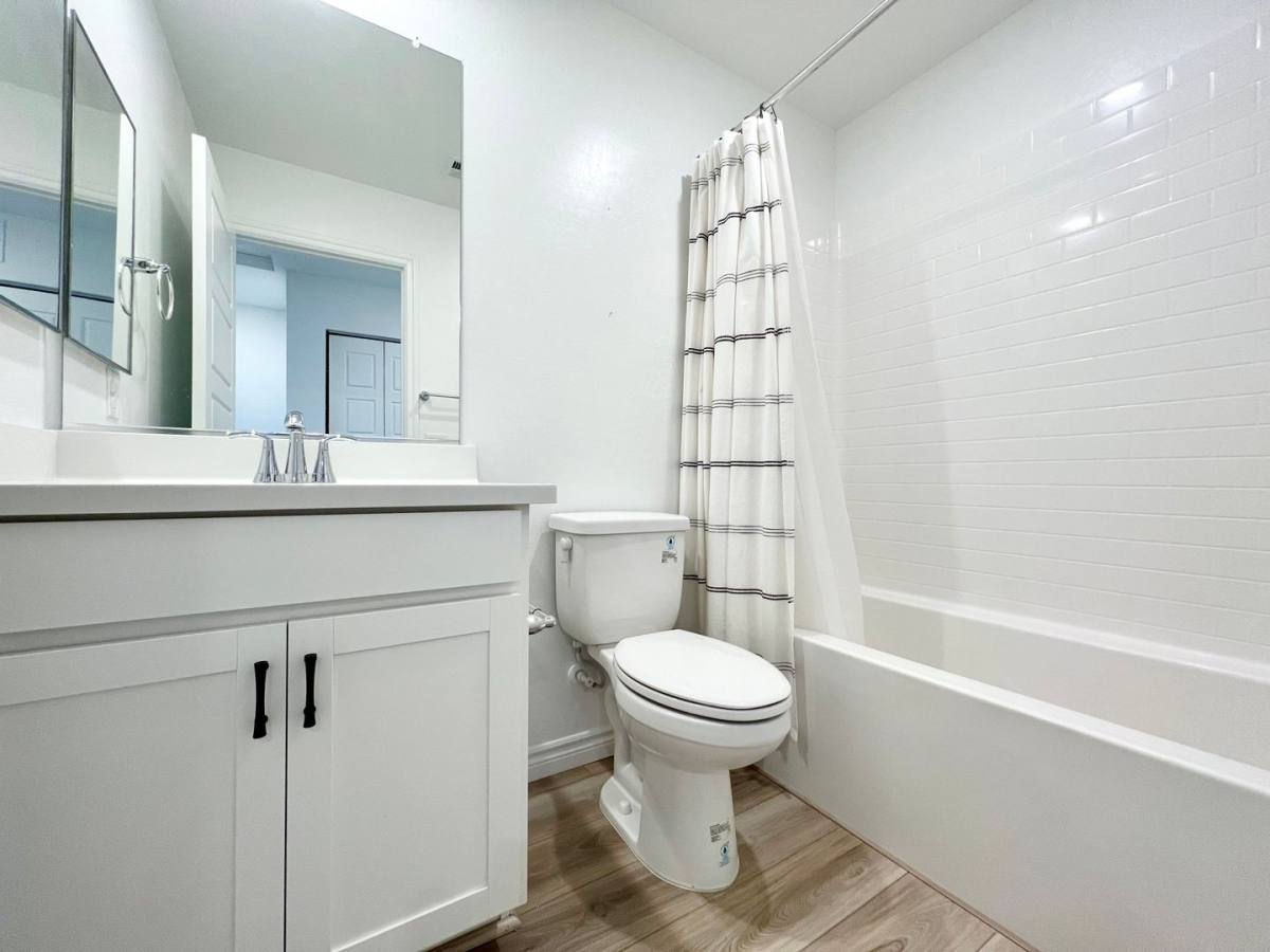 Townhouse for rent at 10773 Briset Court, Las Vegas, NV 89166