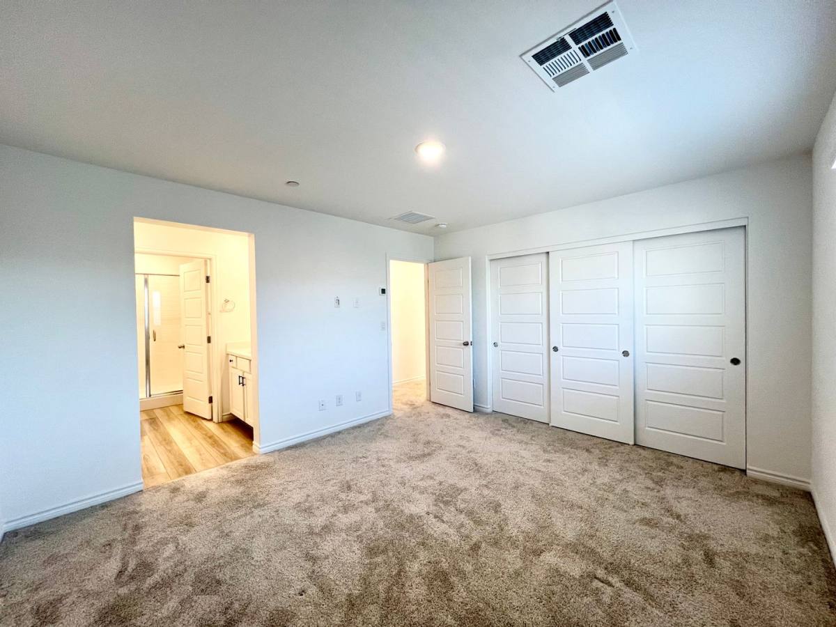 Townhouse for rent at 10773 Briset Court, Las Vegas, NV 89166