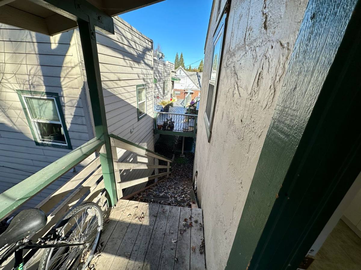 Apartment for rent at 102 Mainhart Dr, Grass Valley, CA 95945