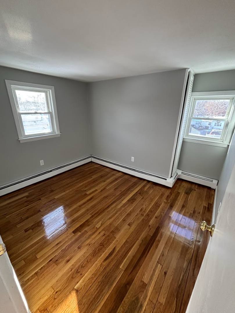 Apartment for rent at 131 Main St, Plaistow, NH 03865