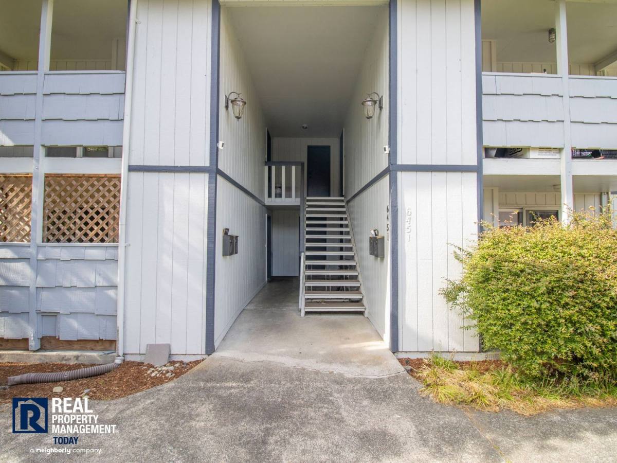 Apartment for rent at 6451 S Stevens St, Tacoma, WA 98409