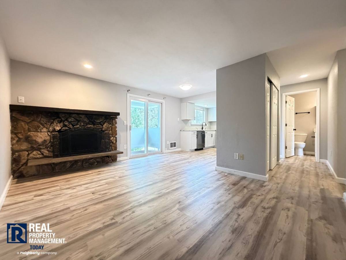 Apartment for rent at 6451 S Stevens St, Tacoma, WA 98409