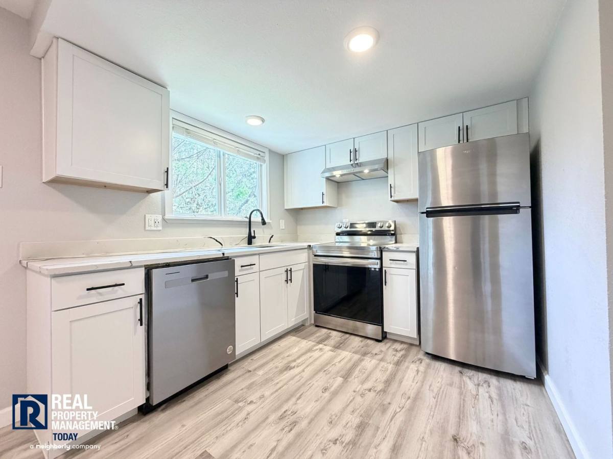 Apartment for rent at 6451 S Stevens St, Tacoma, WA 98409
