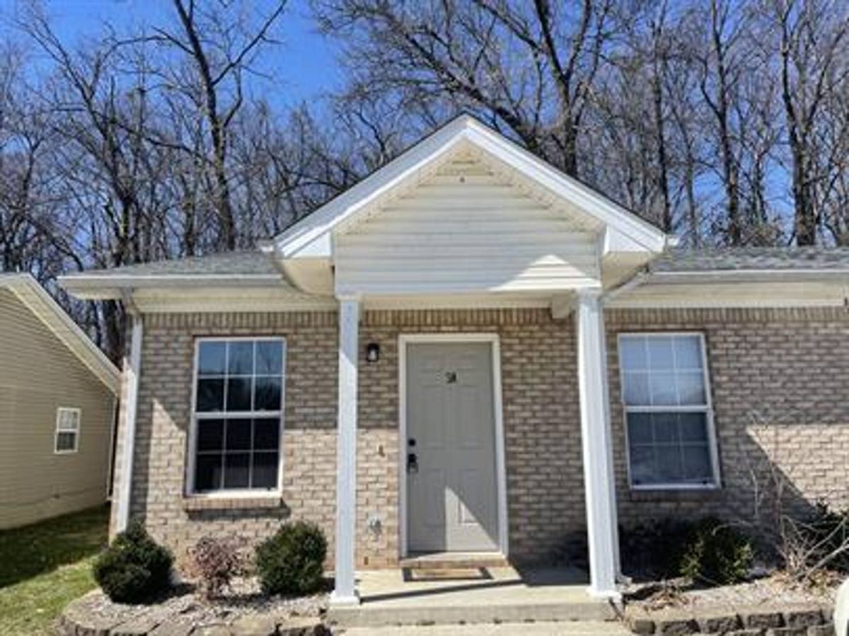 Apartment for rent at 322 Camptown Rd, Bardstown, KY 40004