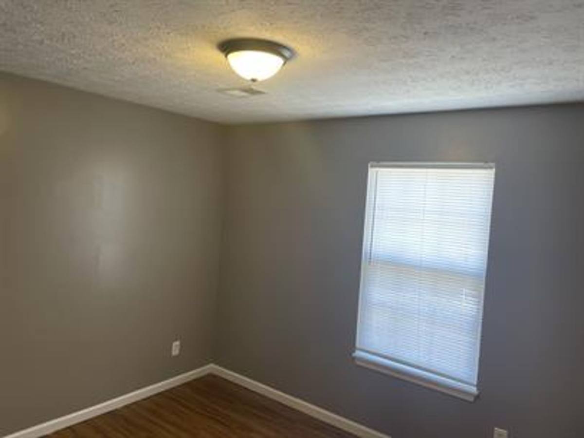 Apartment for rent at 322 Camptown Rd, Bardstown, KY 40004