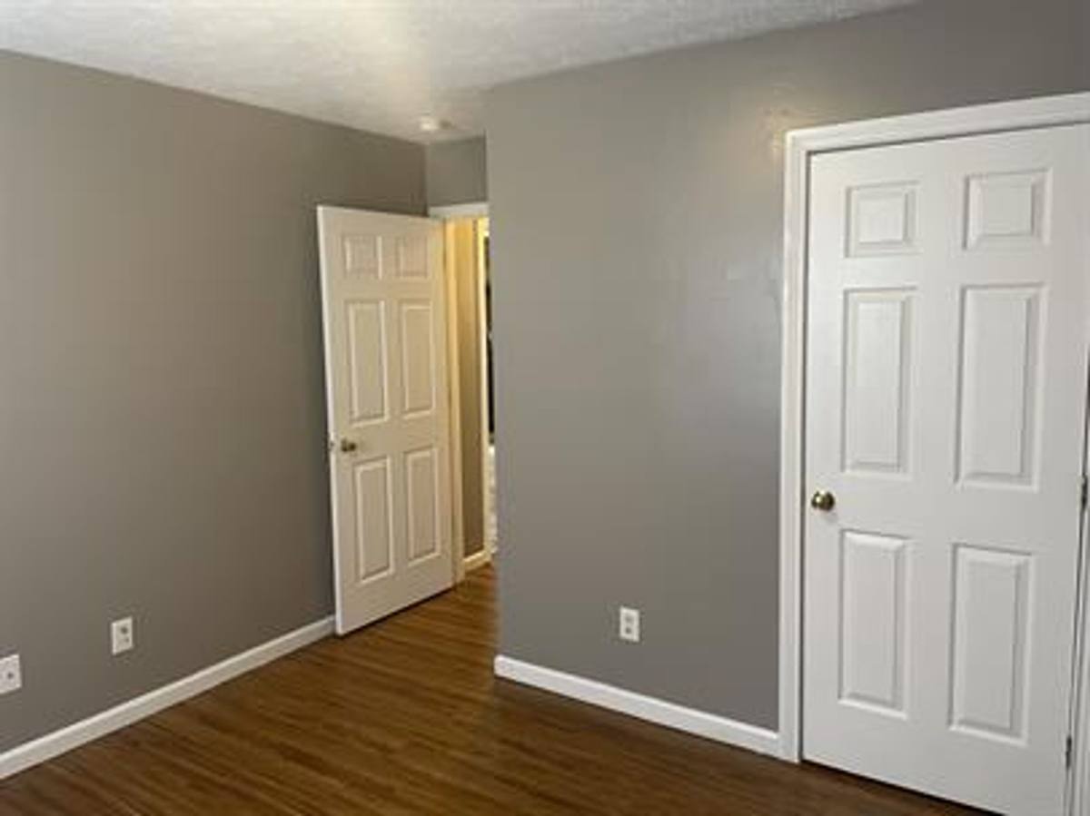 Apartment for rent at 322 Camptown Rd, Bardstown, KY 40004