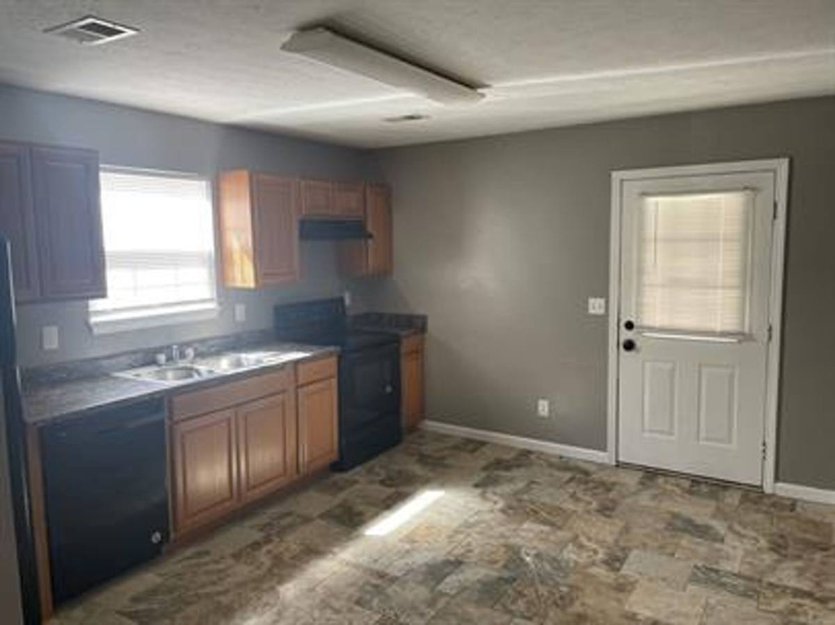 Apartment for rent at 322 Camptown Rd, Bardstown, KY 40004