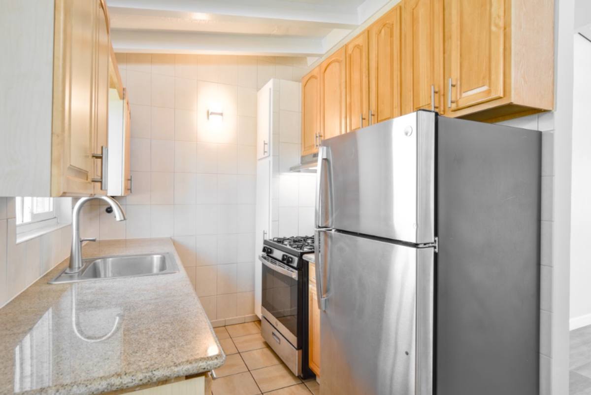 Apartment for rent at 1410 Jefferson Ave, Redwood City, CA 94062