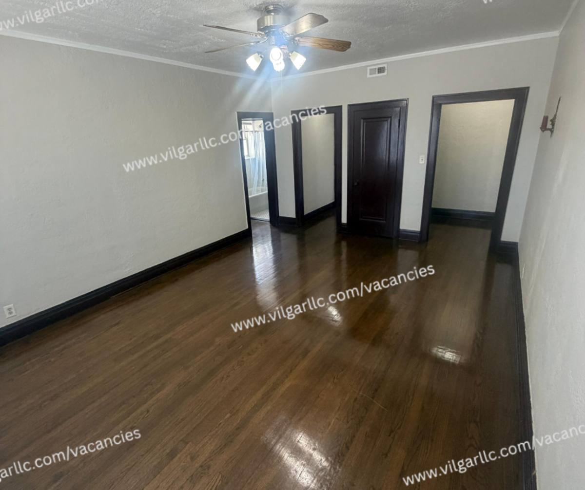 Apartment for rent at 5617-5619 Hohman, Hammond, IN 46320
