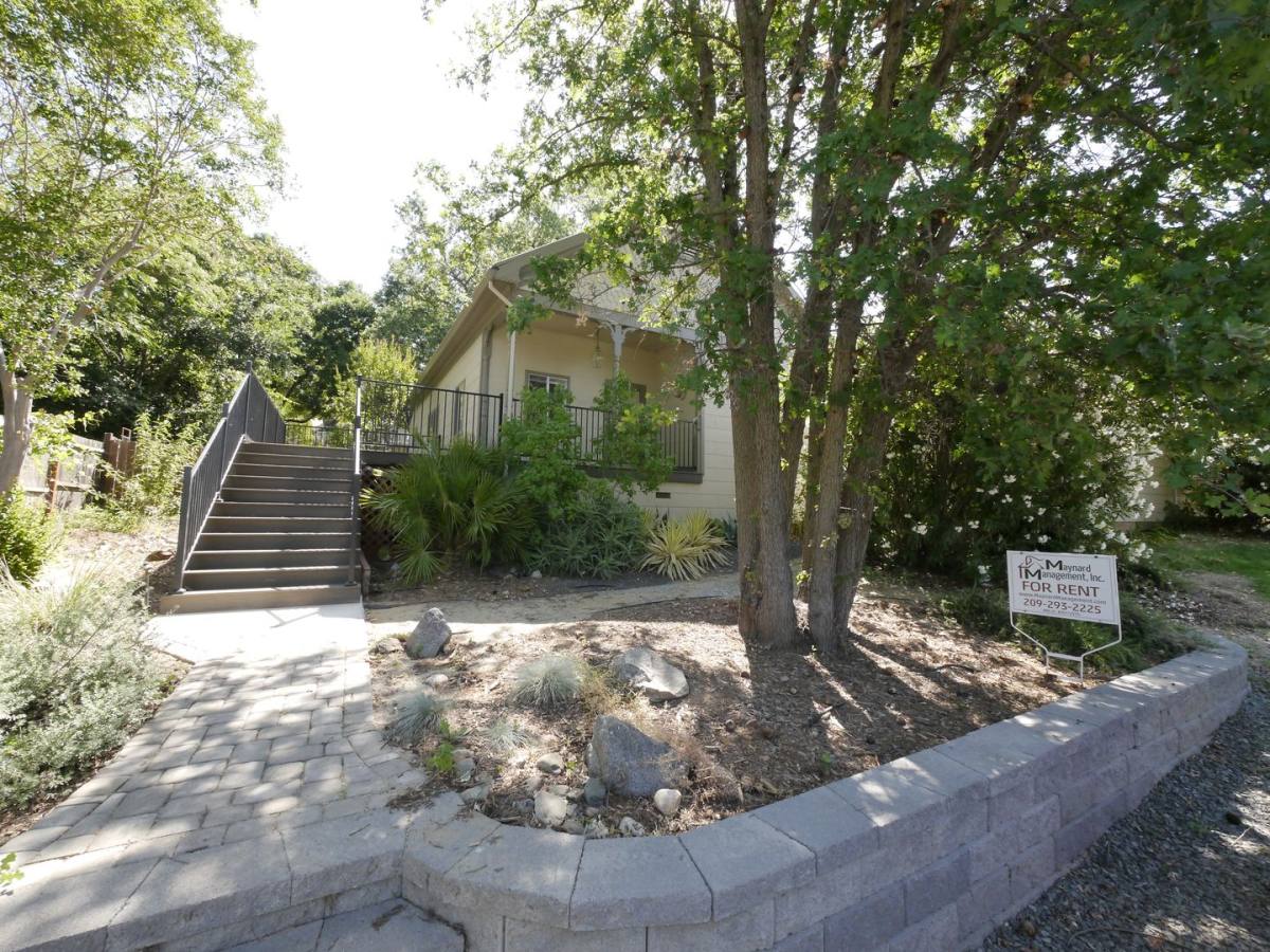 House for rent at 116 S Arroyo Seco St, Ione, CA 95640