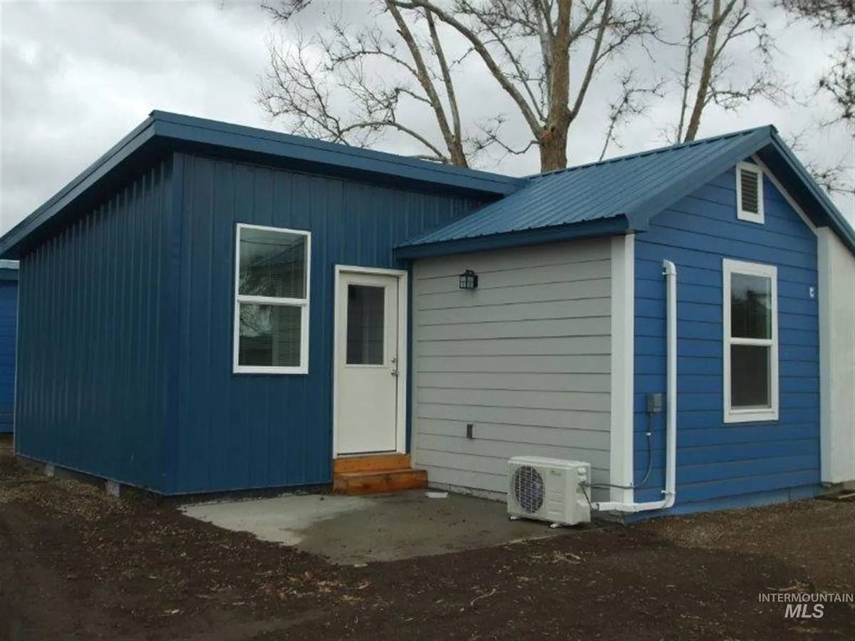 Apartment for rent at 784 - 800 S, Mountain Home, ID 83647