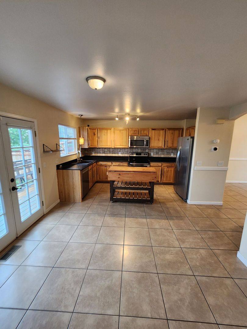 House for rent at 4556 Gunbarrel Dr, Colorado Springs, CO 80925