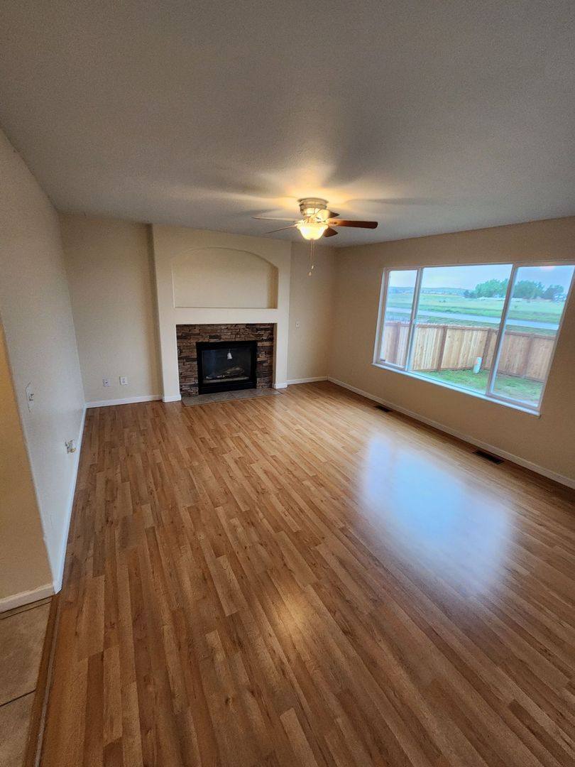 House for rent at 4556 Gunbarrel Dr, Colorado Springs, CO 80925