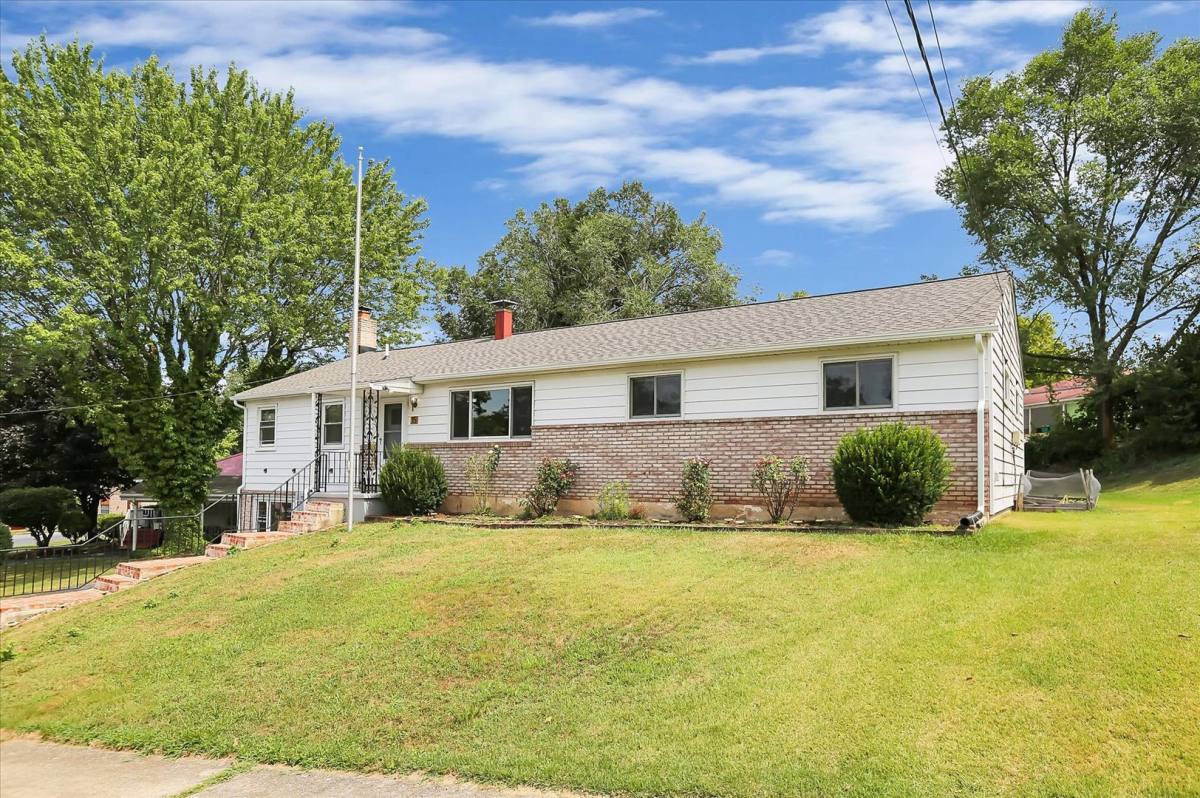 House for rent at 15 Stephen Rd, Camp Hill, PA 17011
