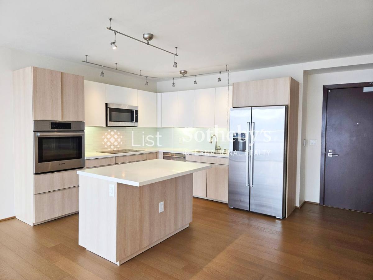 Apartment for rent at 888 Kapiolani Blvd, Honolulu, HI 96813
