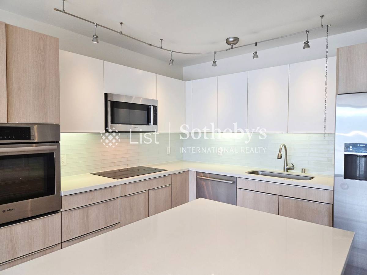 Apartment for rent at 888 Kapiolani Blvd, Honolulu, HI 96813