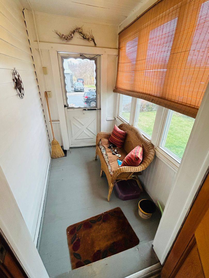 Apartment for rent at 219 W Main St, Amsterdam, NY 12010
