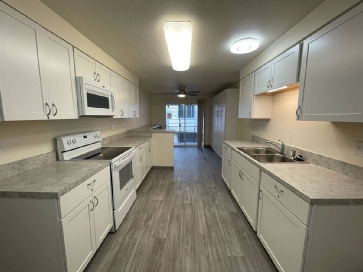 Apartment for rent at 550 E 14th Ave, Eugene, OR 97401