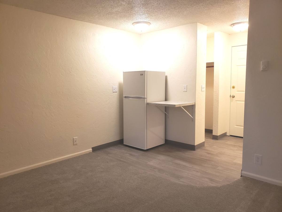 Apartment for rent at 550 E 14th Ave, Eugene, OR 97401