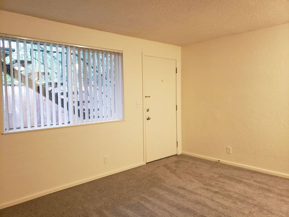 Apartment for rent at 550 E 14th Ave, Eugene, OR 97401