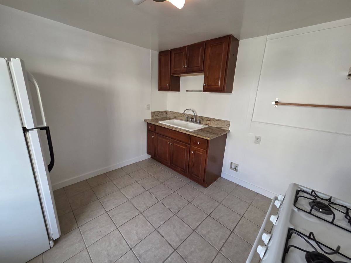 Apartment for rent at 4628 York Blvd, Los Angeles, CA 90041
