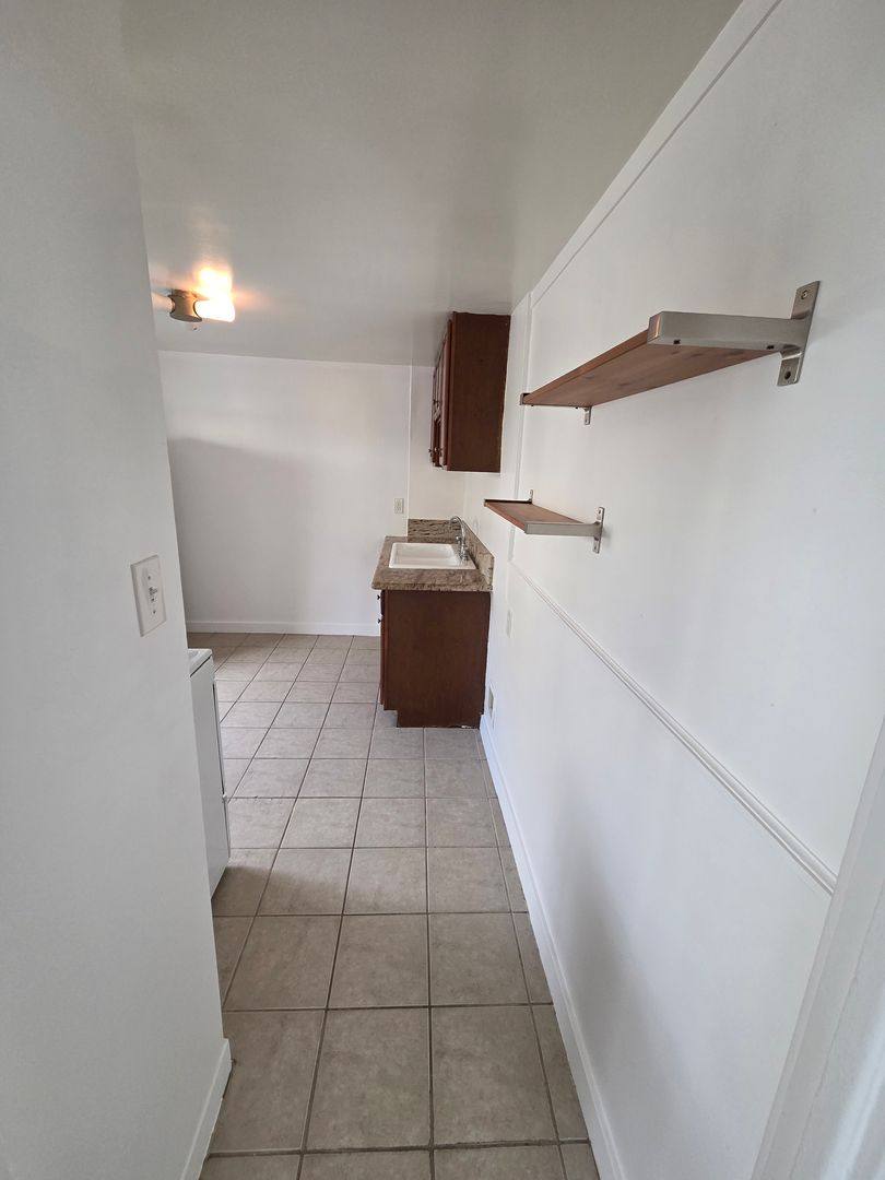 Apartment for rent at 4628 York Blvd, Los Angeles, CA 90041