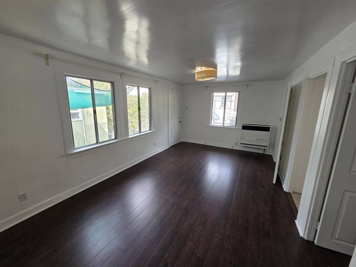 Apartment for rent at 4628 York Blvd, Los Angeles, CA 90041