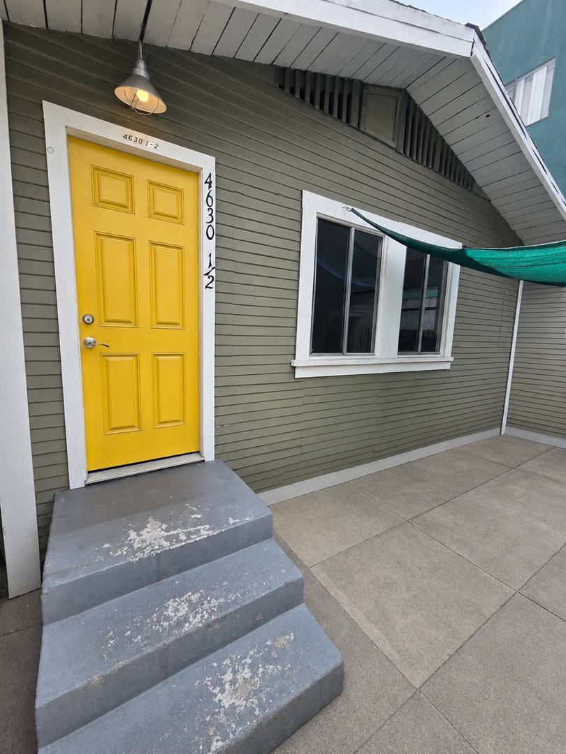 Apartment for rent at 4628 York Blvd, Los Angeles, CA 90041