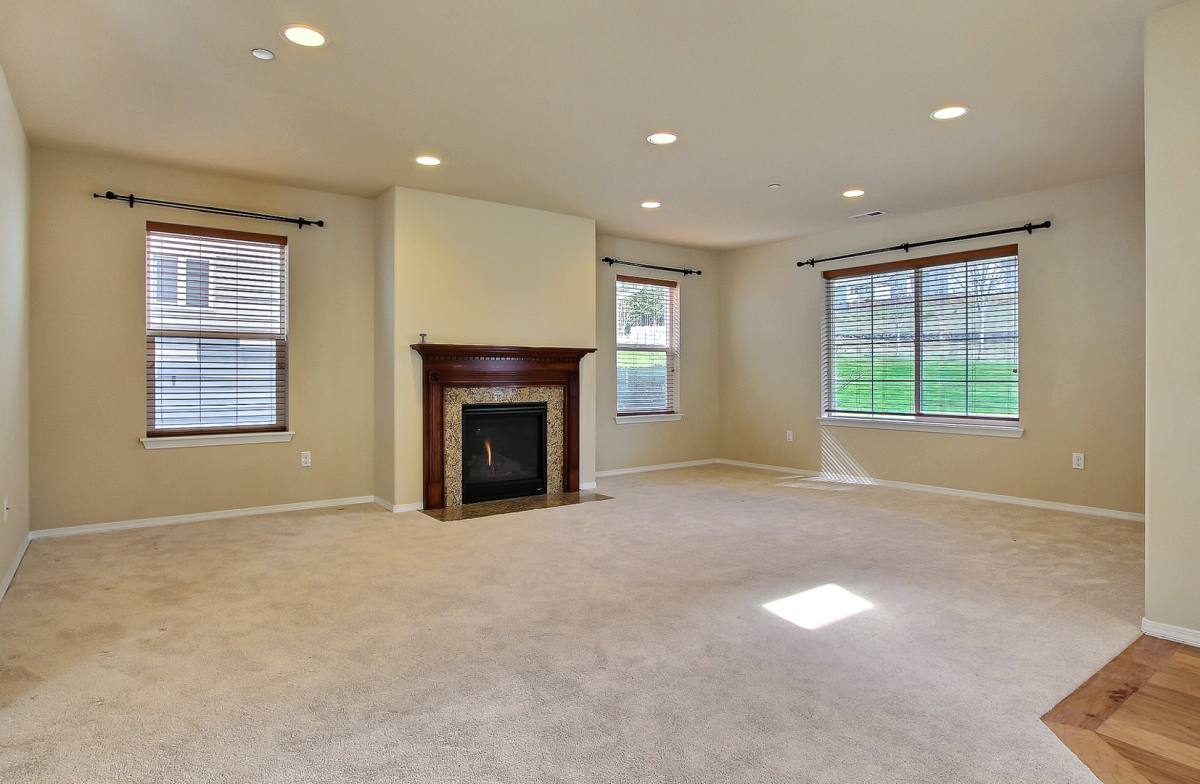 House for rent at 3573 Hoffman Hill Blvd, Dupont, WA 98327