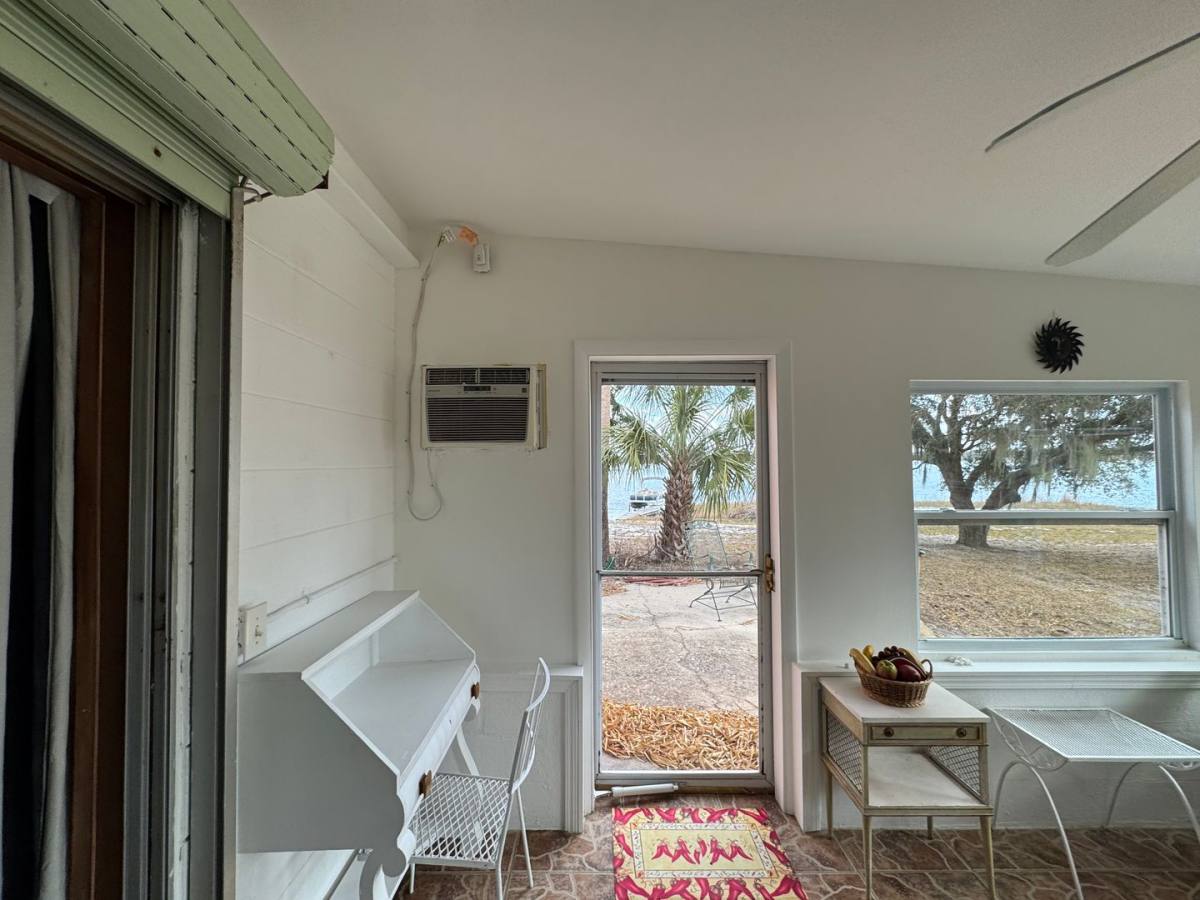 House for rent at 624 N Crooked Lake Dr, Babson Park, FL 33827