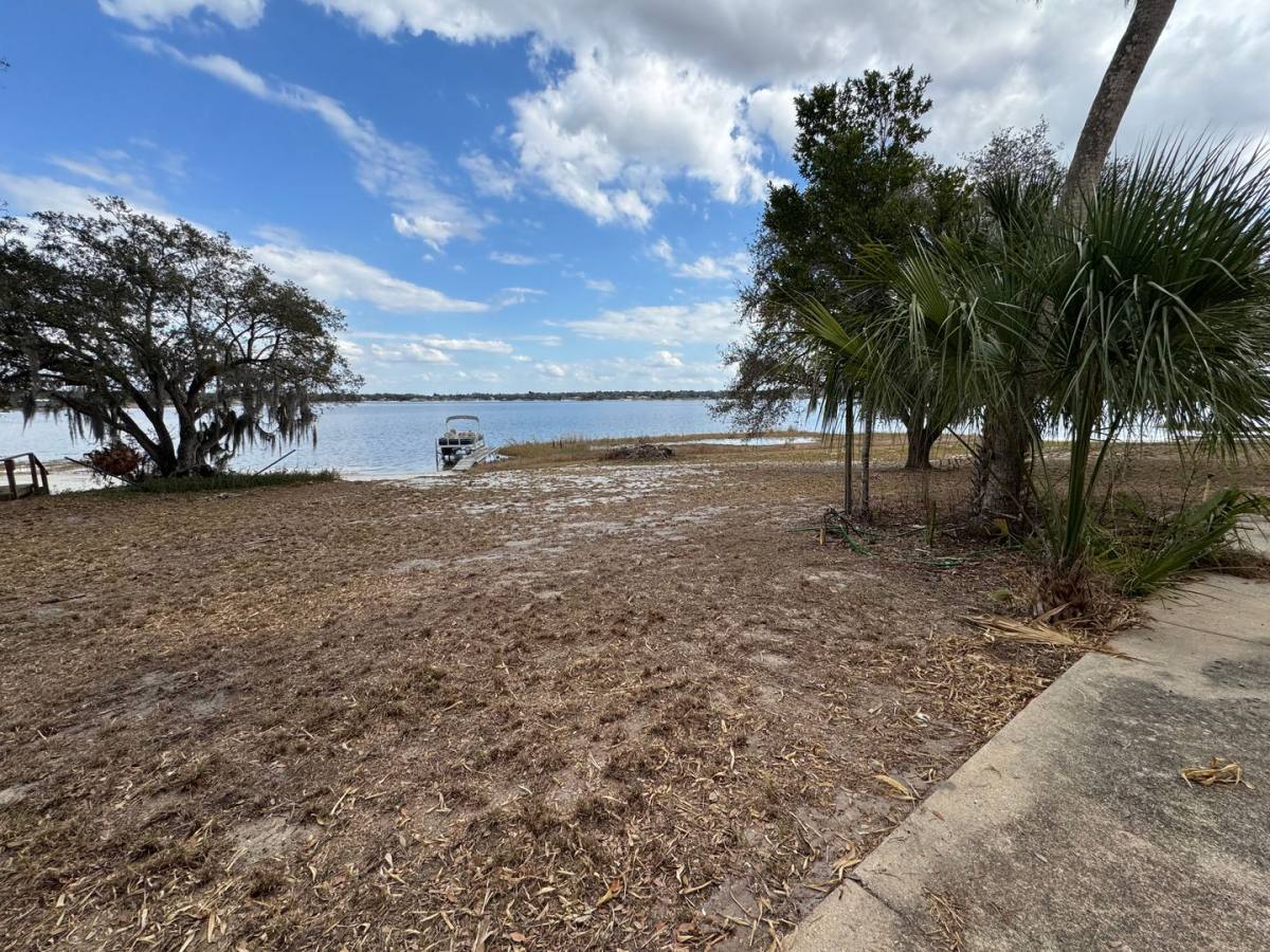 House for rent at 624 N Crooked Lake Dr, Babson Park, FL 33827