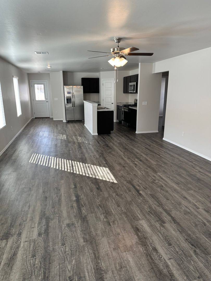 House for rent at 10304 NW 18th St, Yukon, OK 73099
