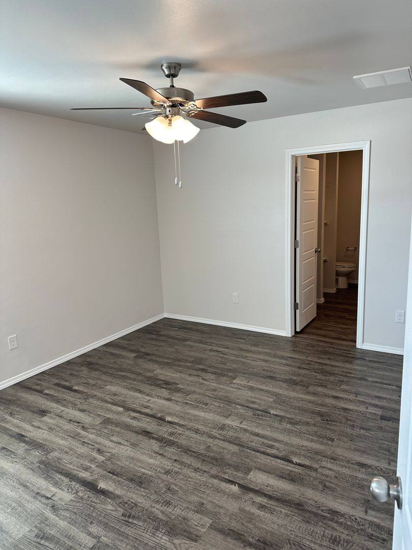 House for rent at 10304 NW 18th St, Yukon, OK 73099