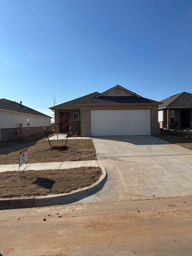 House for rent at 10304 NW 18th St, Yukon, OK 73099