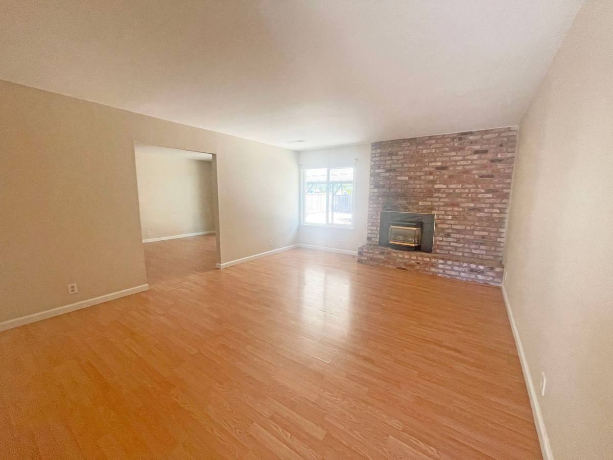 House for rent at 975 Perrelli St, Gilroy, CA 95020