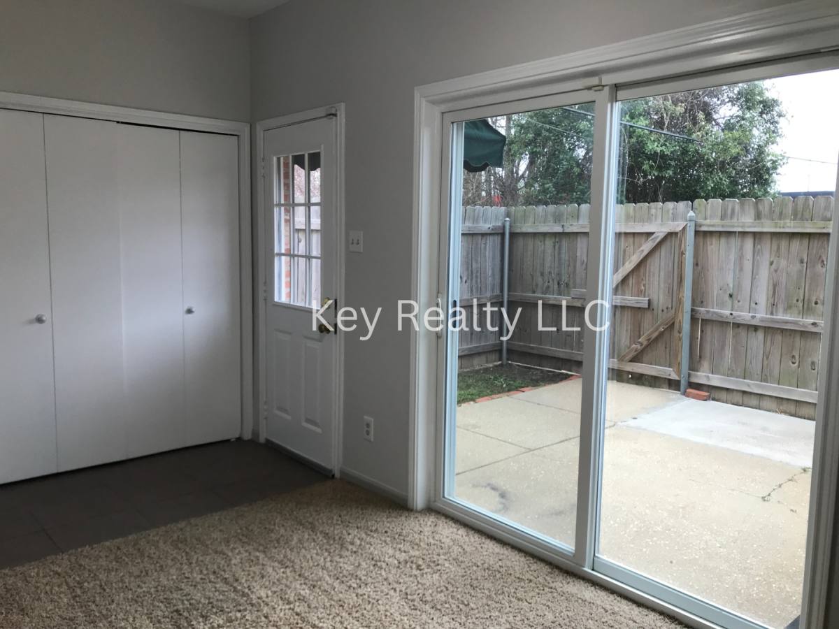 House for rent at 999 Bayou Trace Dr, Alexandria, LA 71303