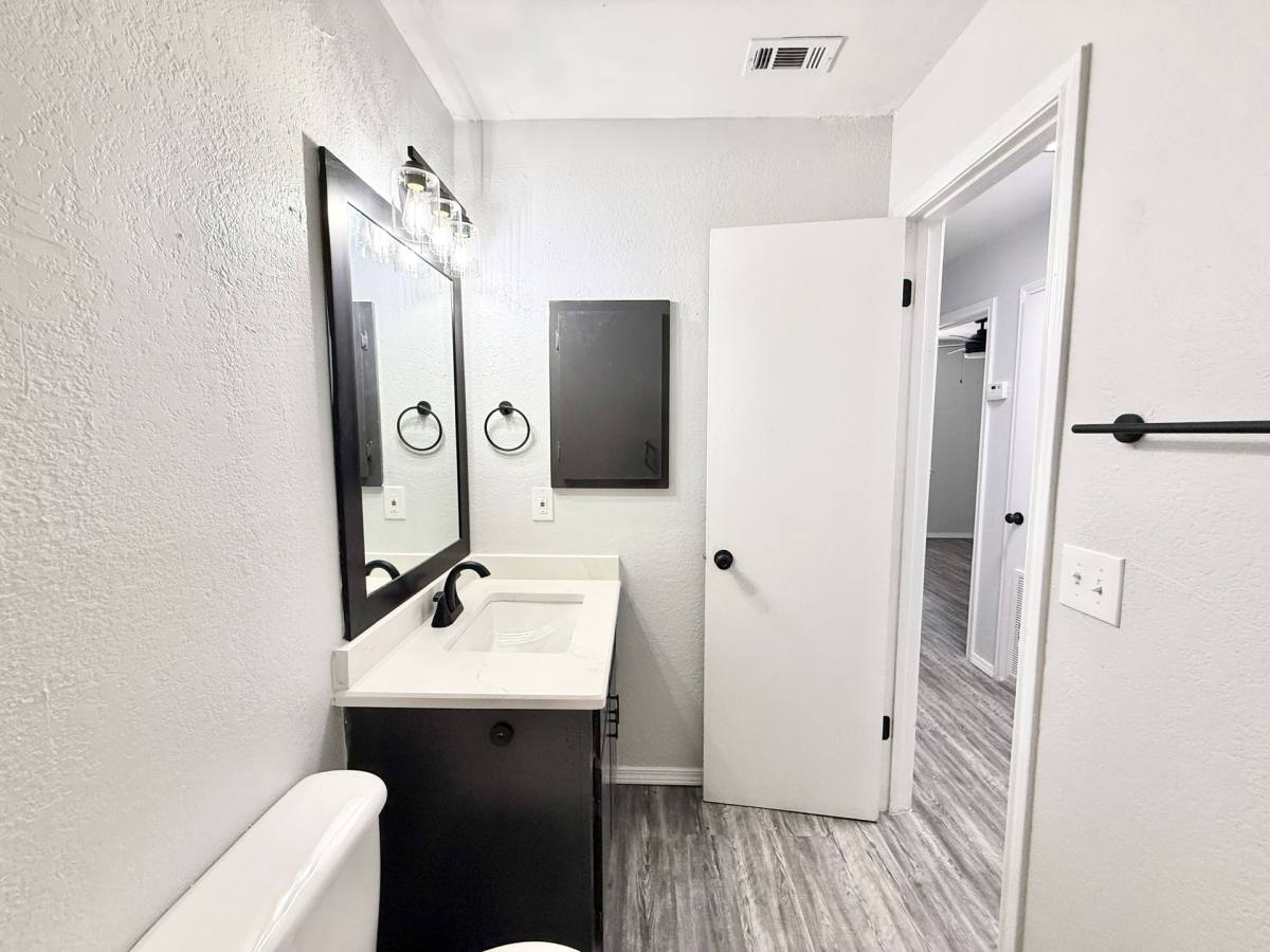 Apartment for rent at 500 S Palm, Pharr, TX 78577