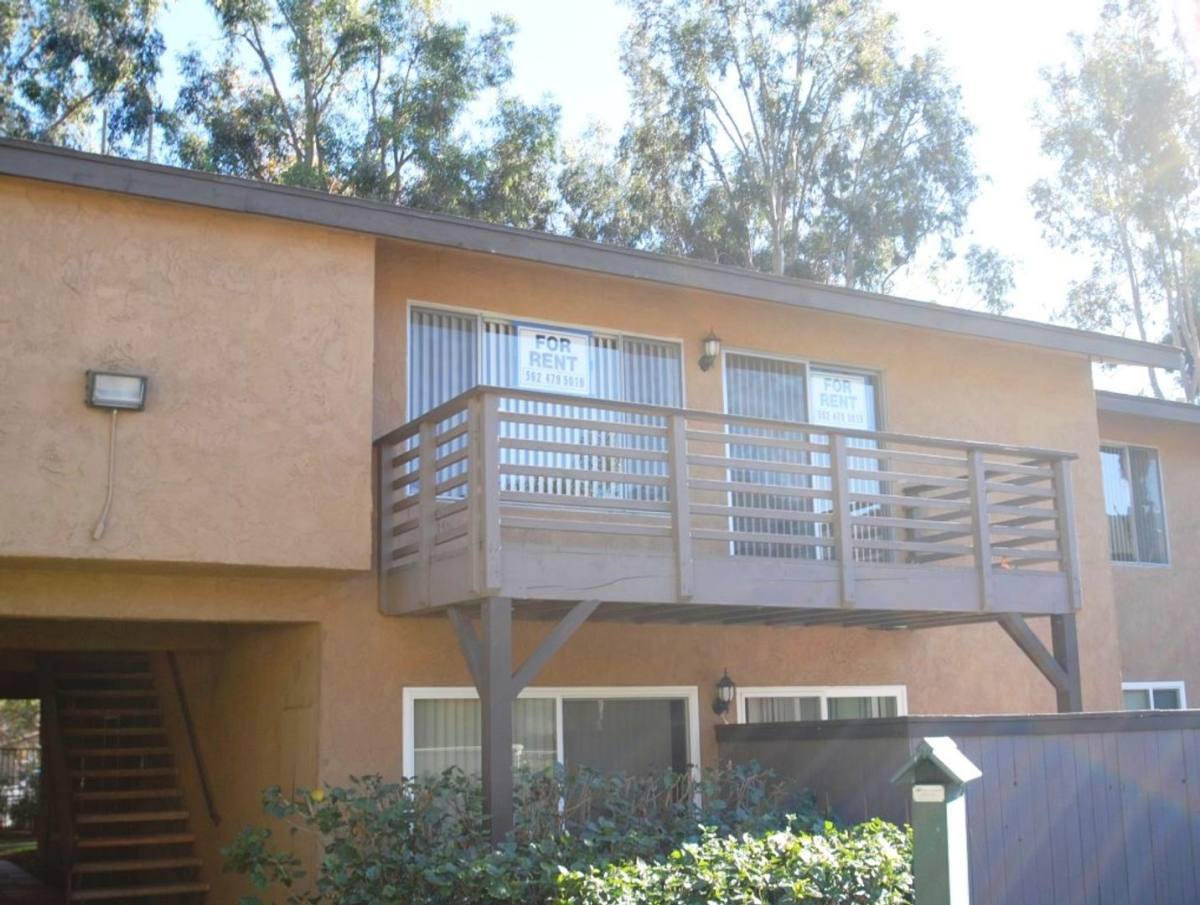 Condo for rent at 1480 W Lambert Rd, La Habra, CA 90631