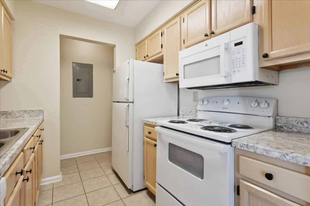 Condo for rent at 27 F Tamarisk Quay, Hampton, VA 23666