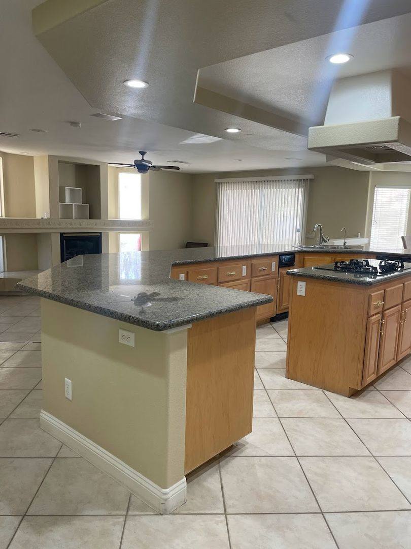 House for rent at 8757 Castle Hill Ave, Las Vegas, NV 89129