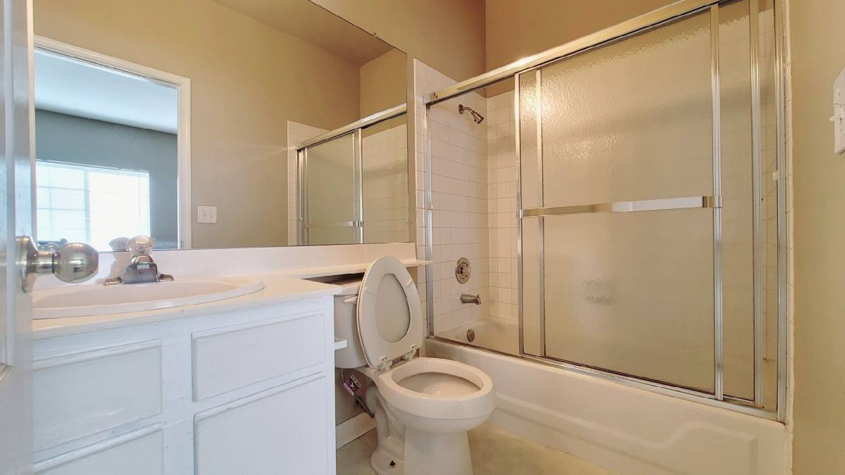 Apartment for rent at 1900 N Torrey Pines Dr Bldg #1, Las Vegas, NV 89108